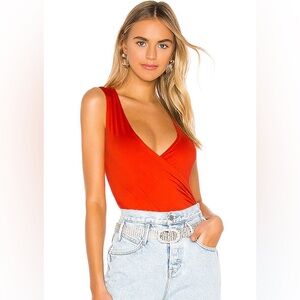 Superdown Emily Drape Bodysuit in Red in Rust